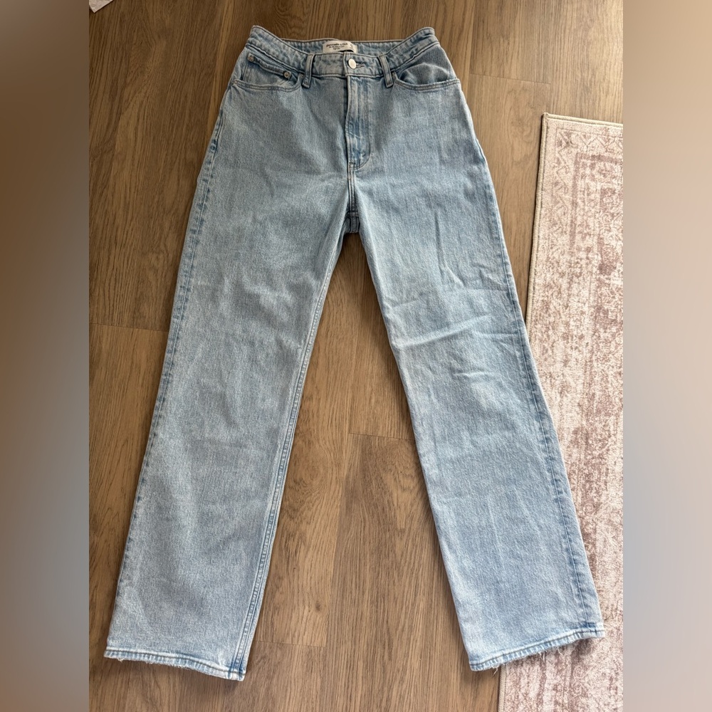 Abercrombie high rise 90s relaxed jeans